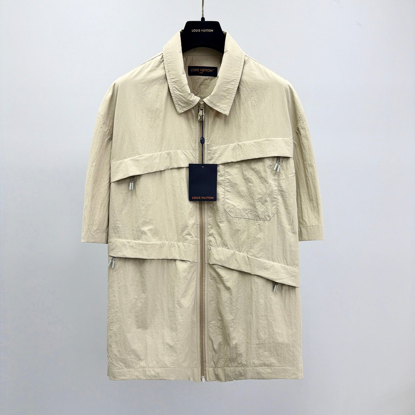 Short sleeve shirt