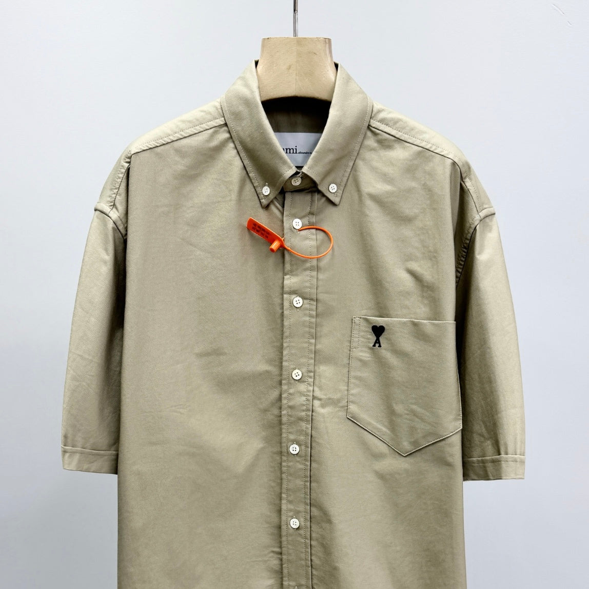 Short sleeve shirt