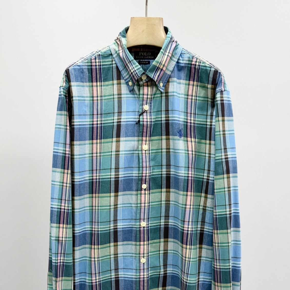 Long sleeve shirt
