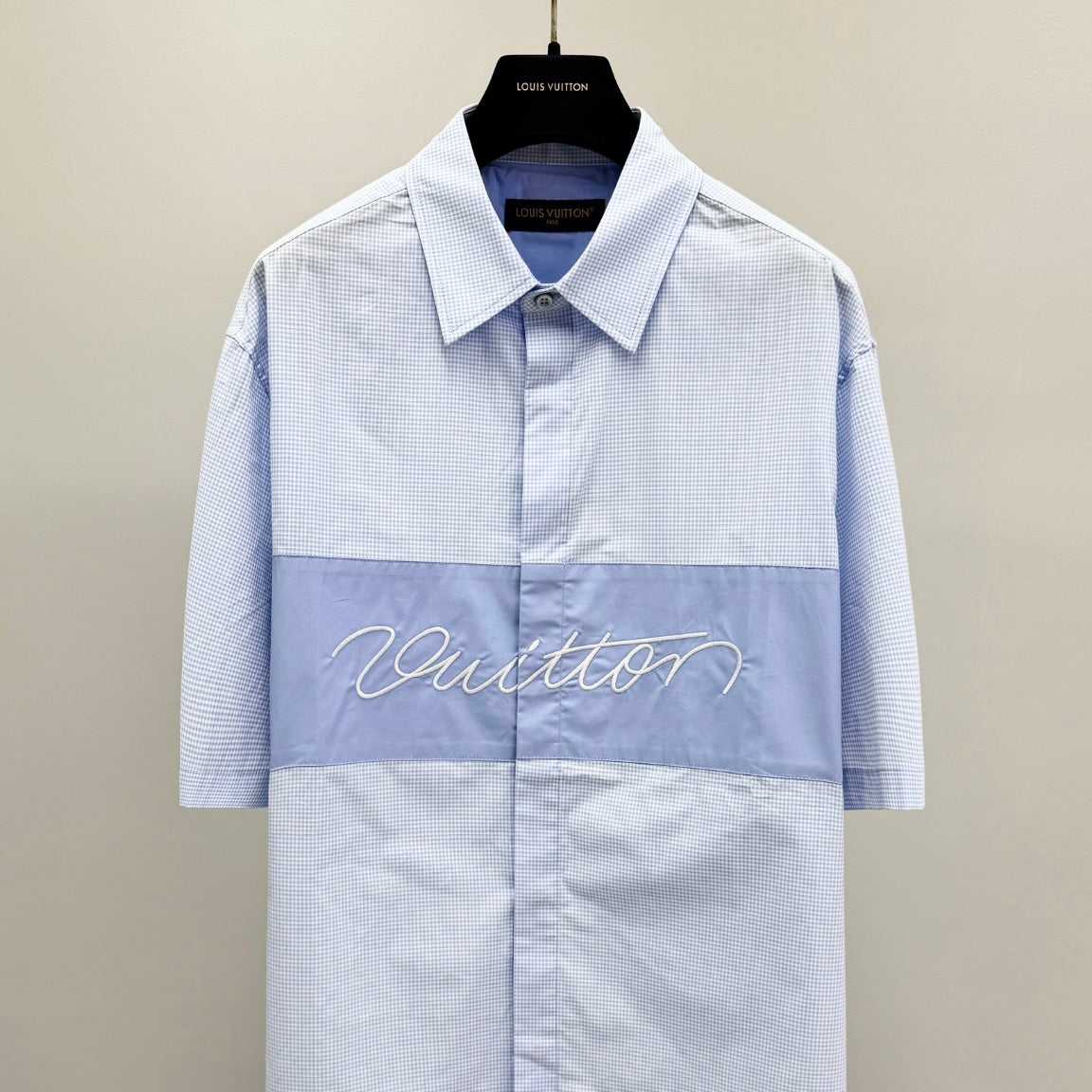 Short sleeve shirt