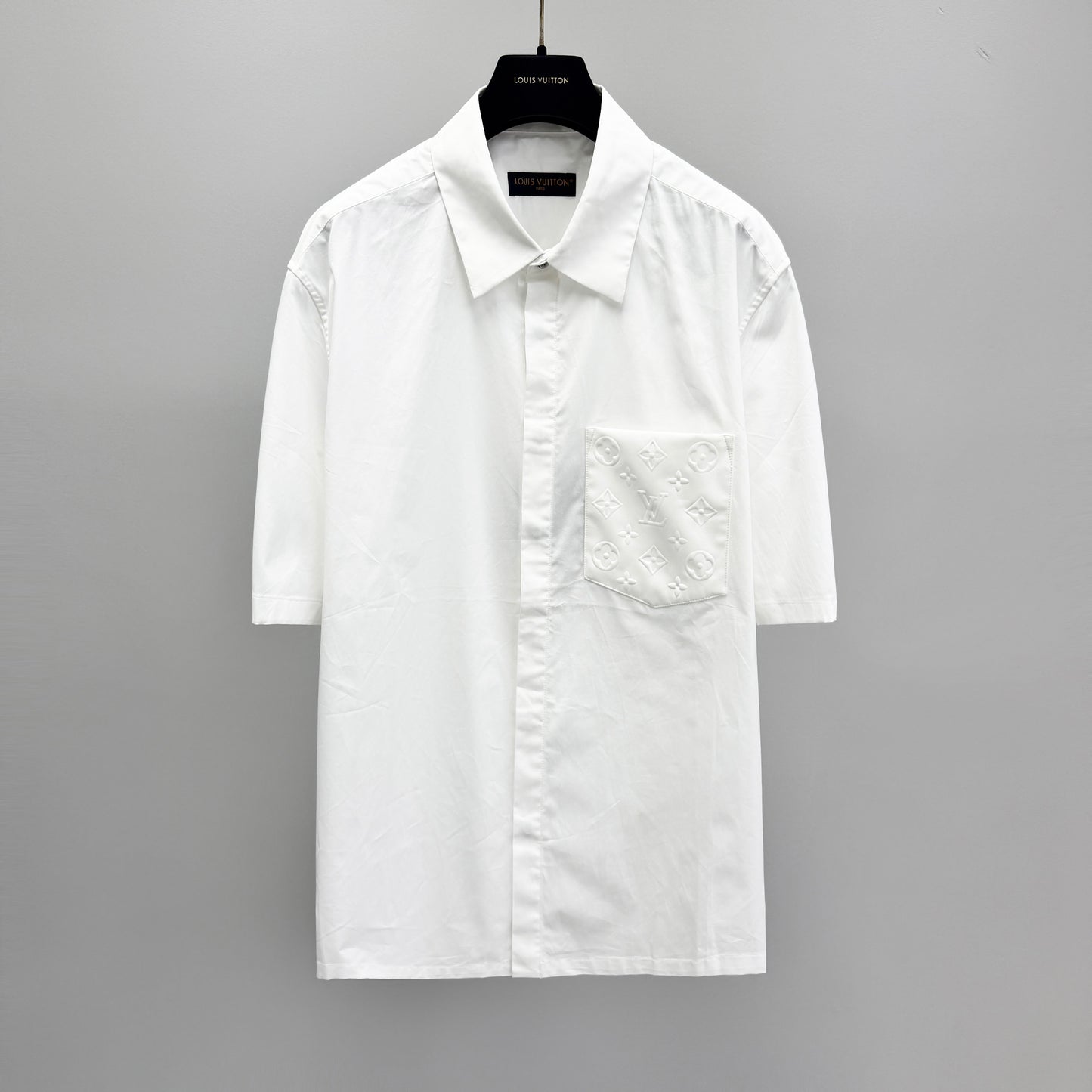 Short sleeve shirt