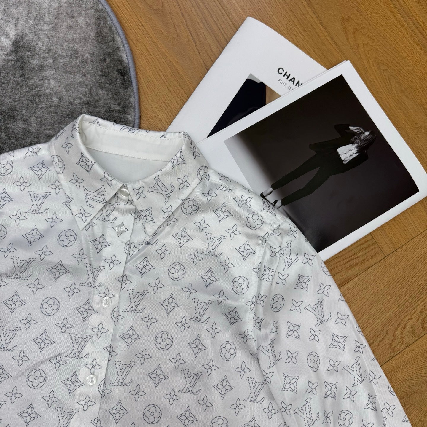 Long sleeve shirt