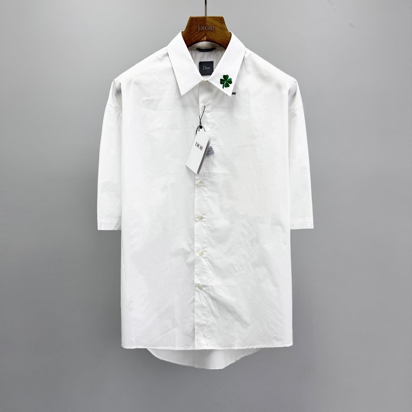 Short sleeve shirt