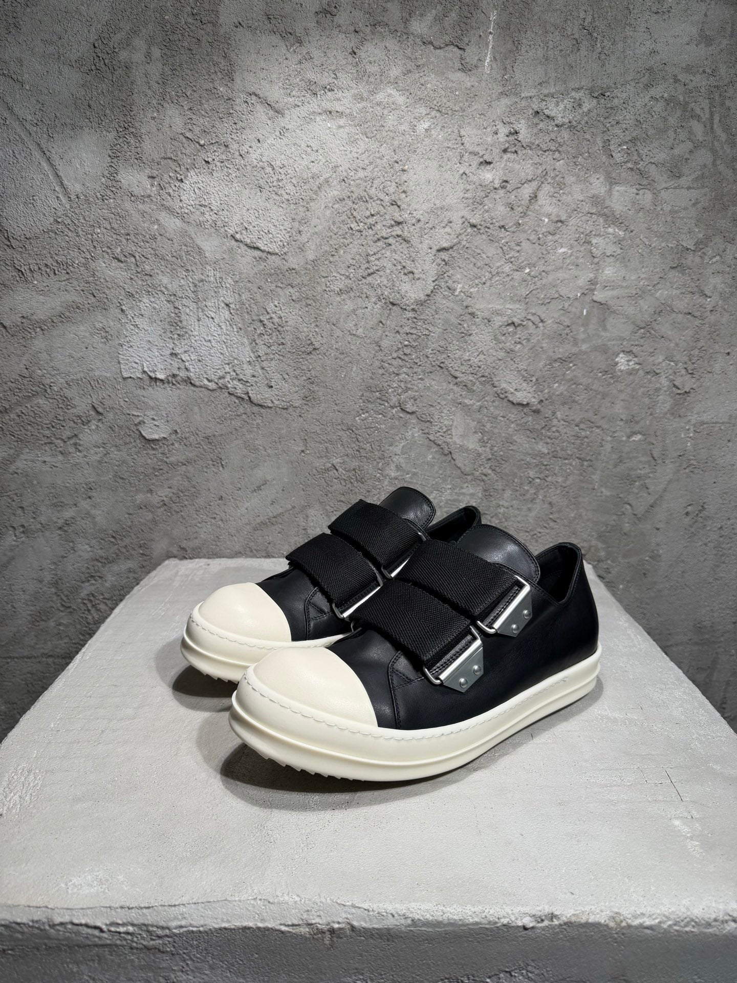 Casual Shoes
