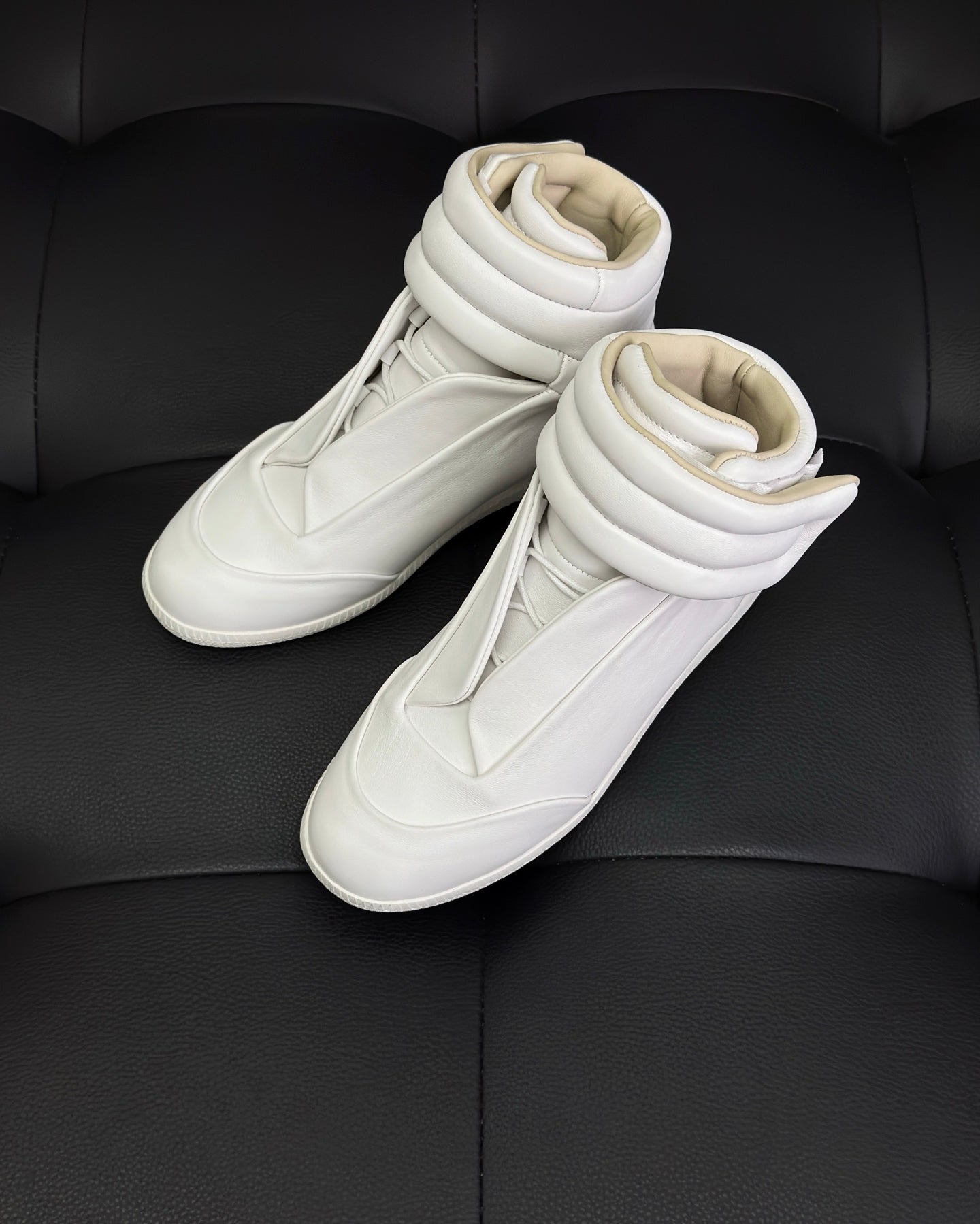 High-top Sneakers