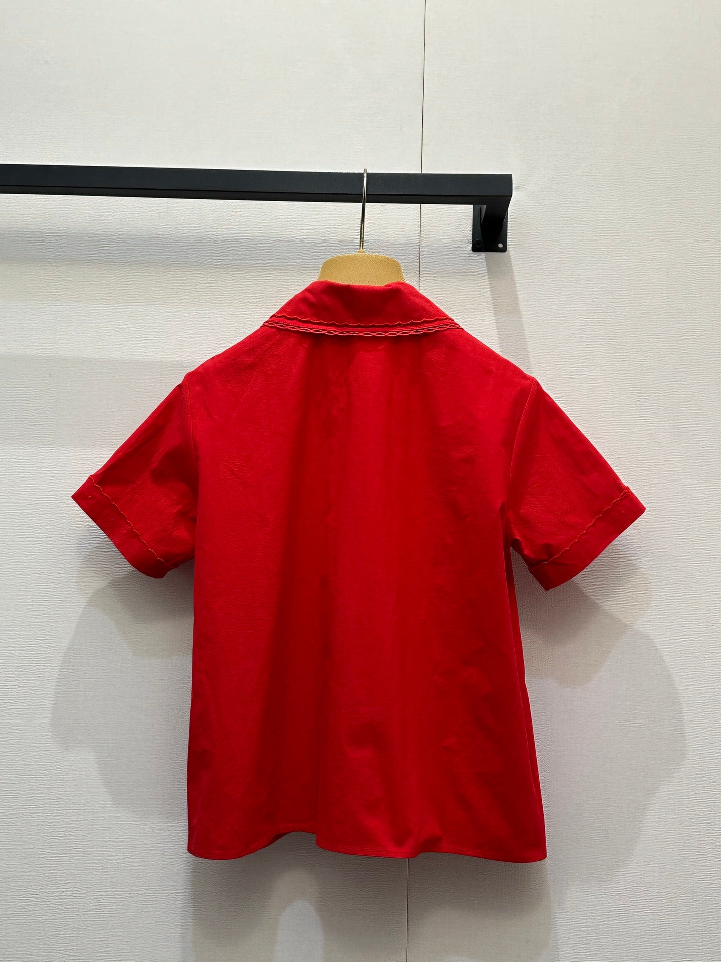 Short sleeve shirt