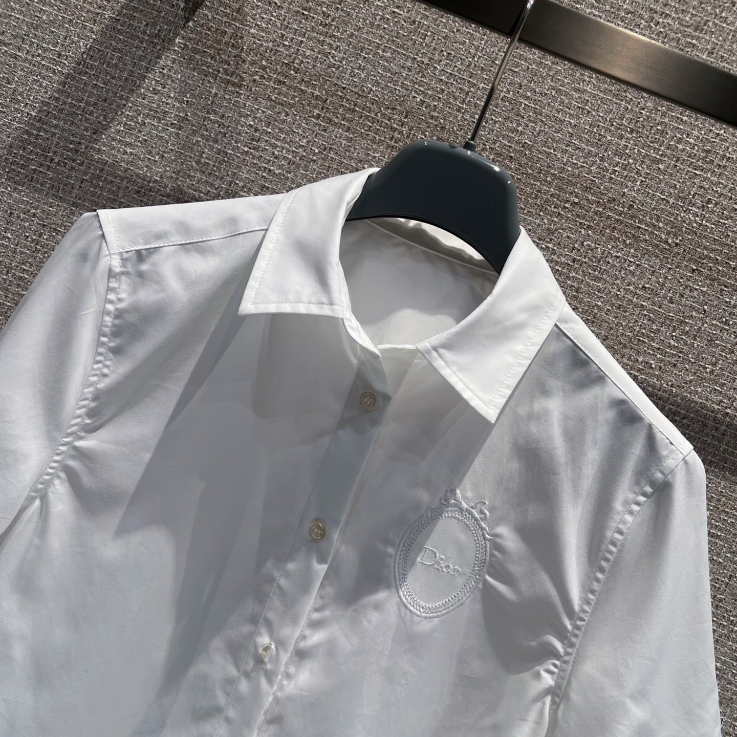 Short sleeve shirt