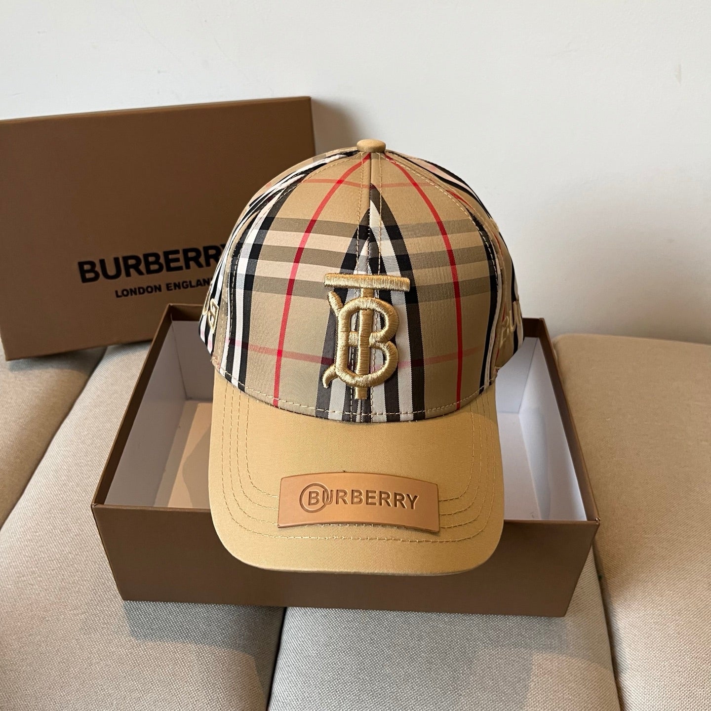 Baseball cap
