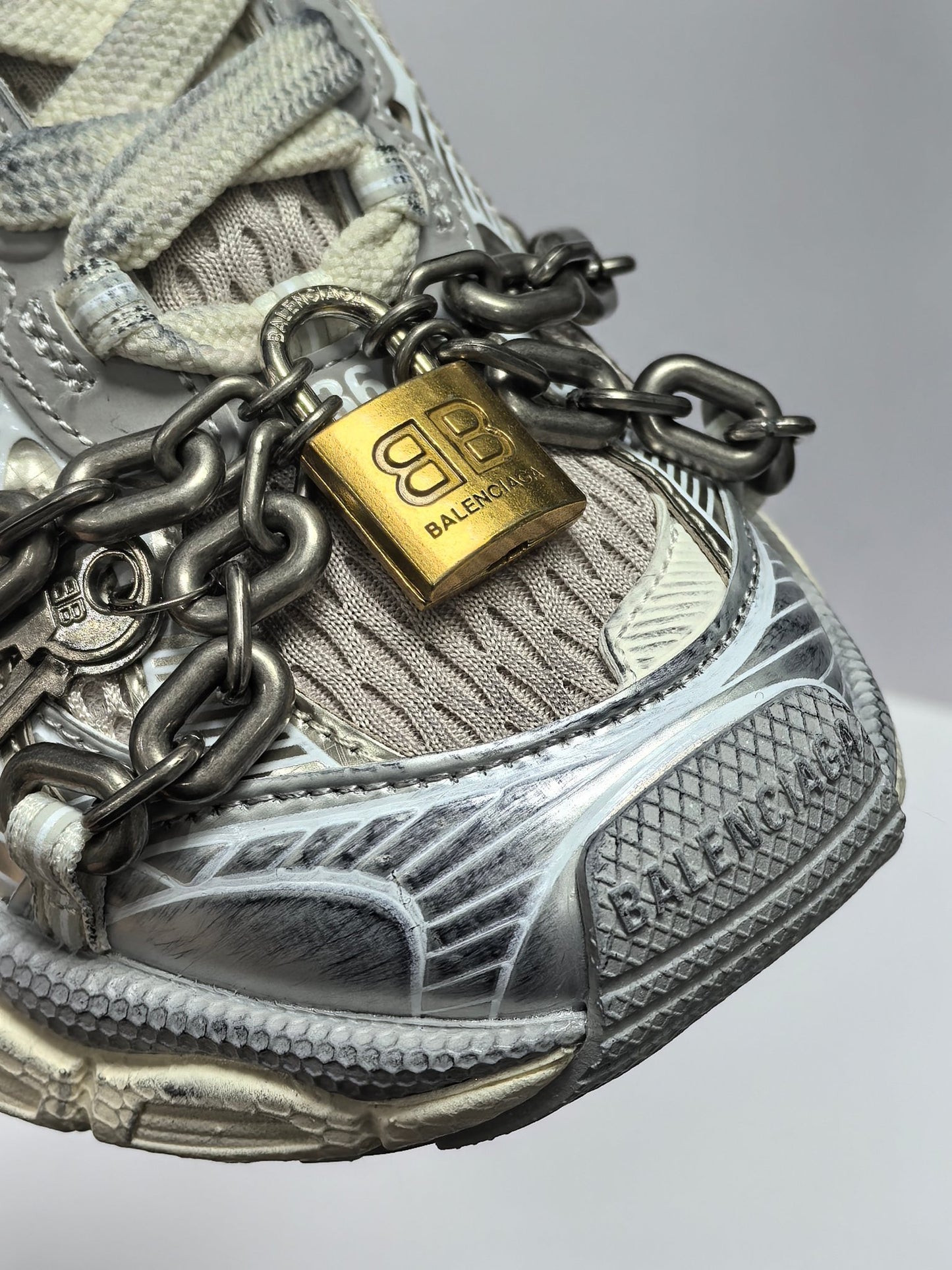 3XL Sneakers