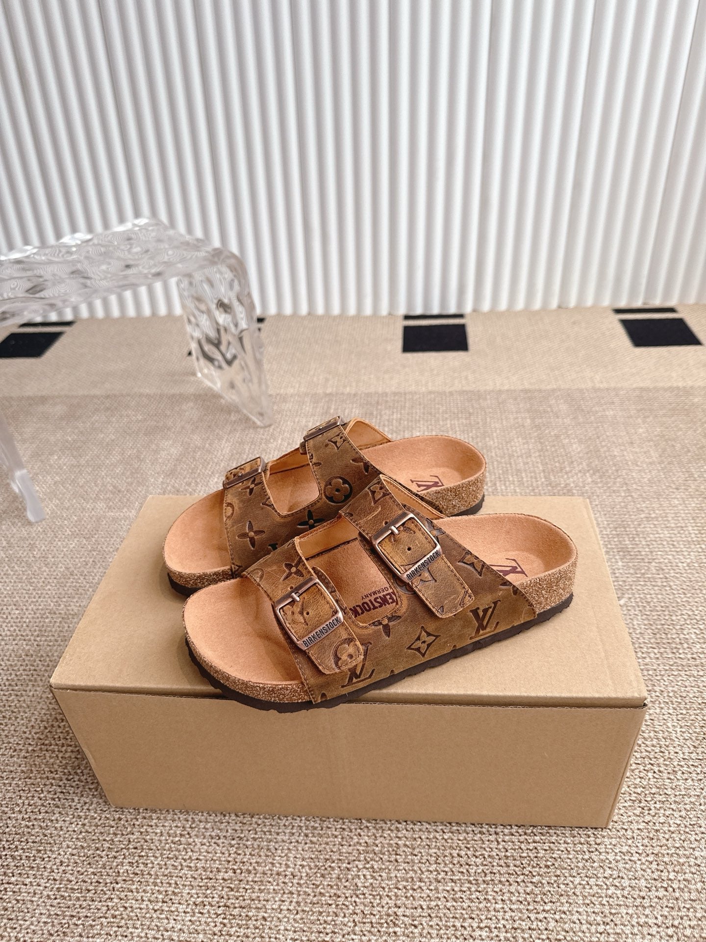 Collaboration Slipper