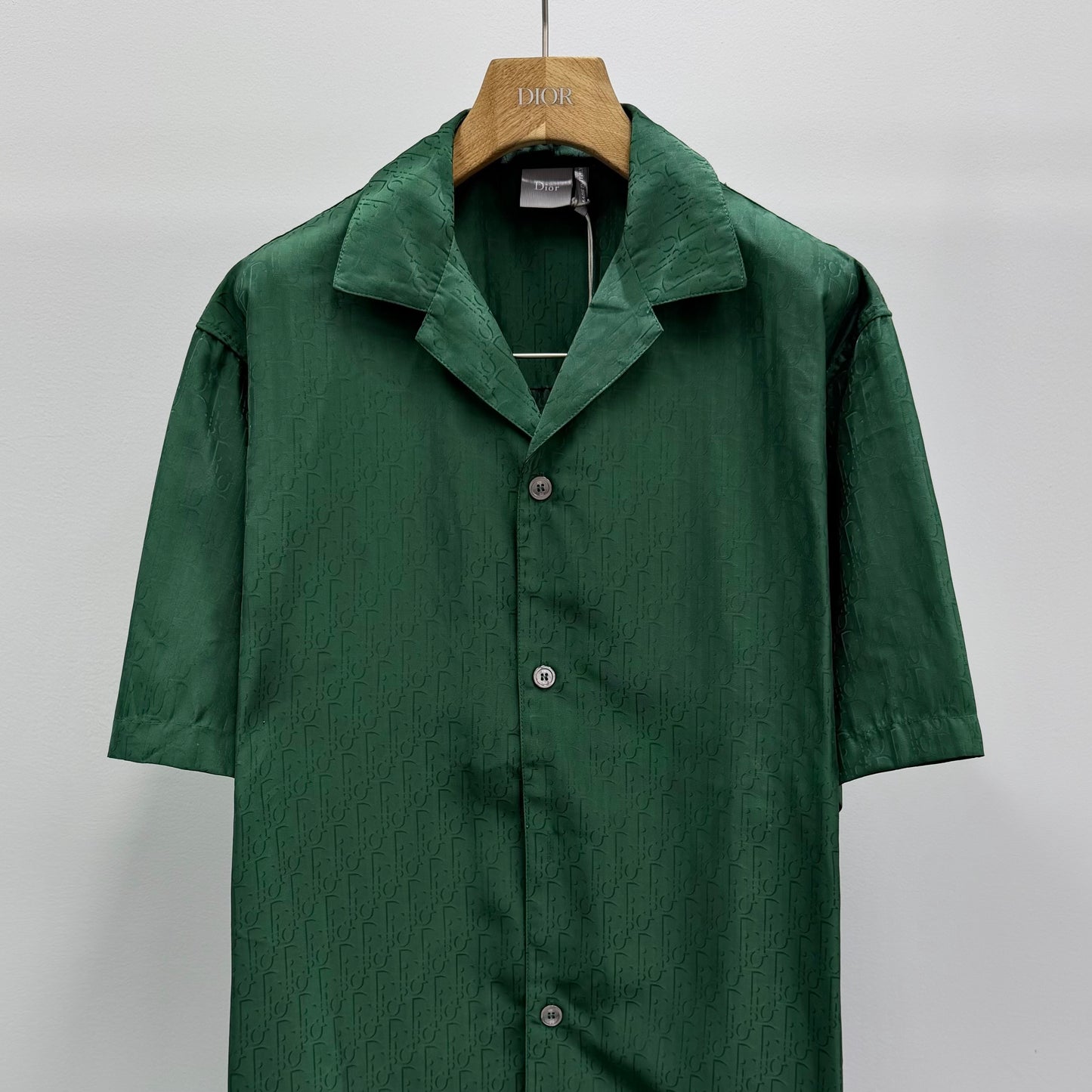 Short sleeve shirt