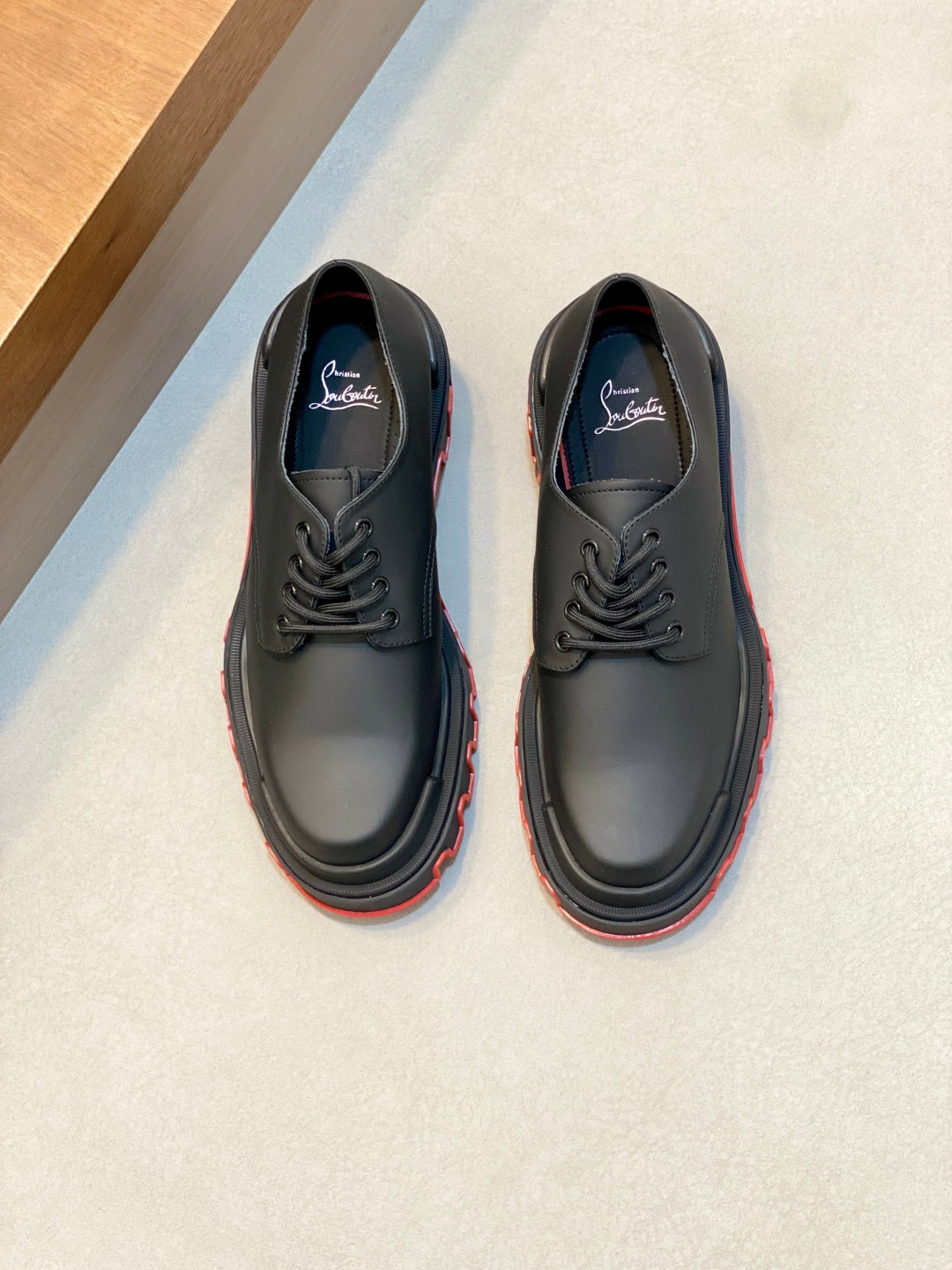 Derby shoes
