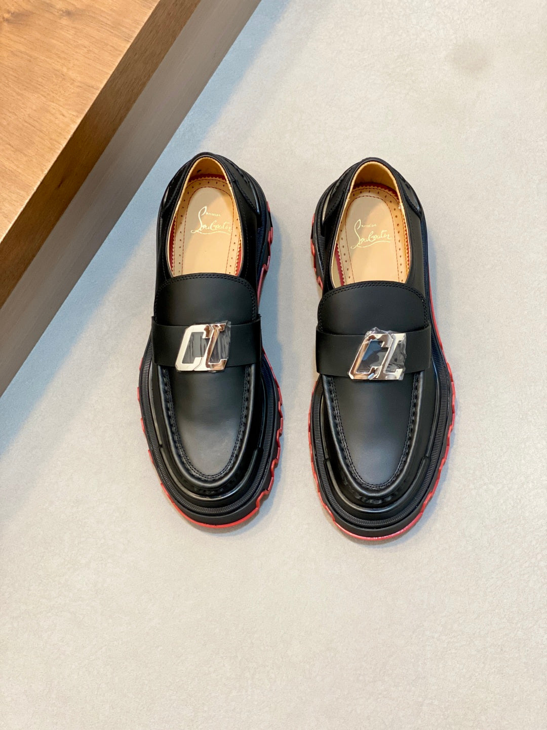 Derby shoes