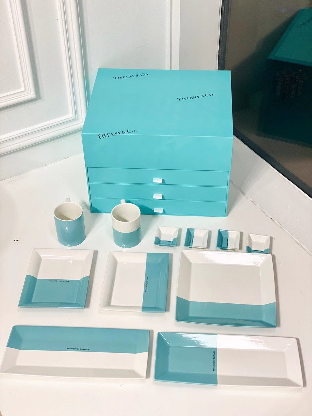 Luxury Tableware Gift Box
