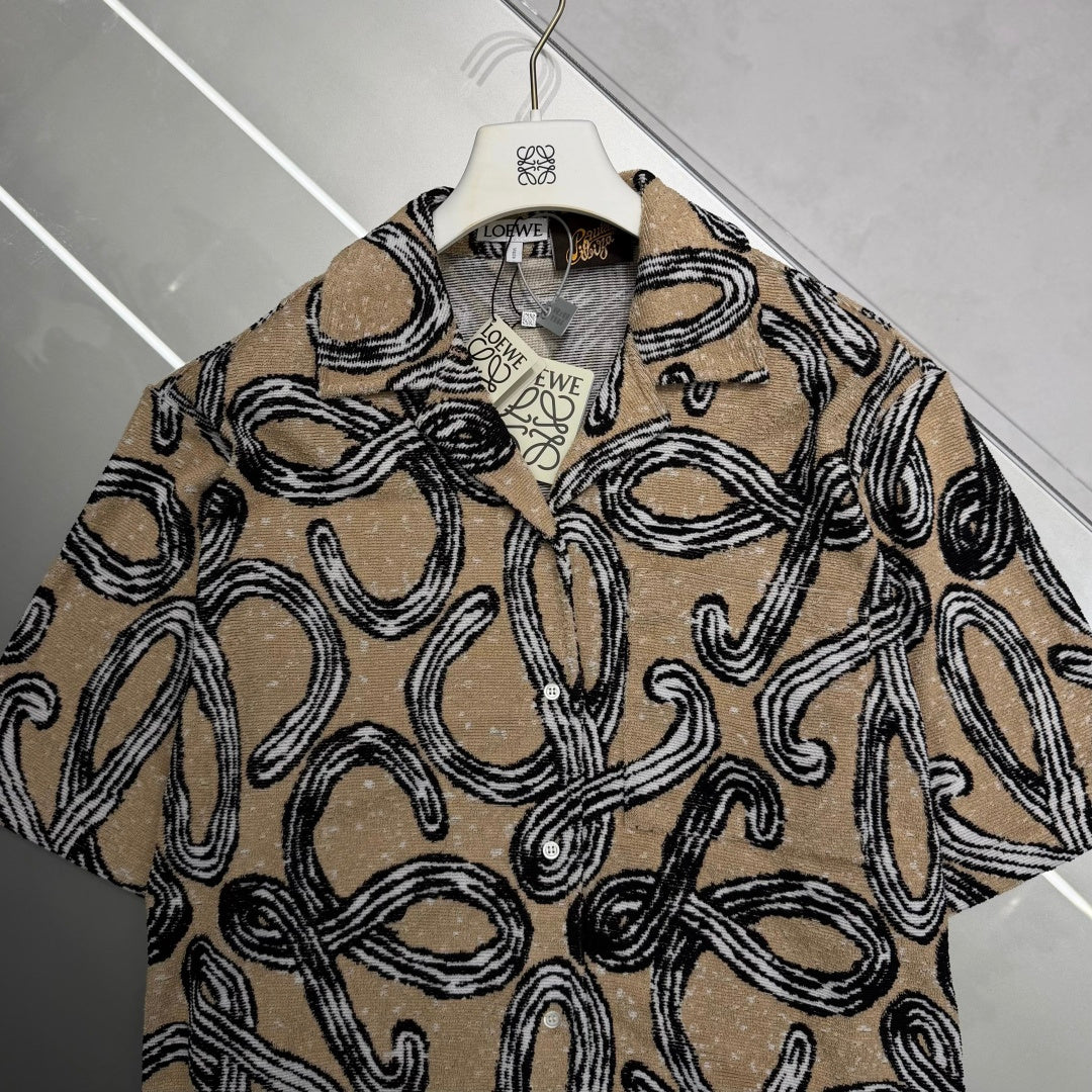 Short sleeve shirt