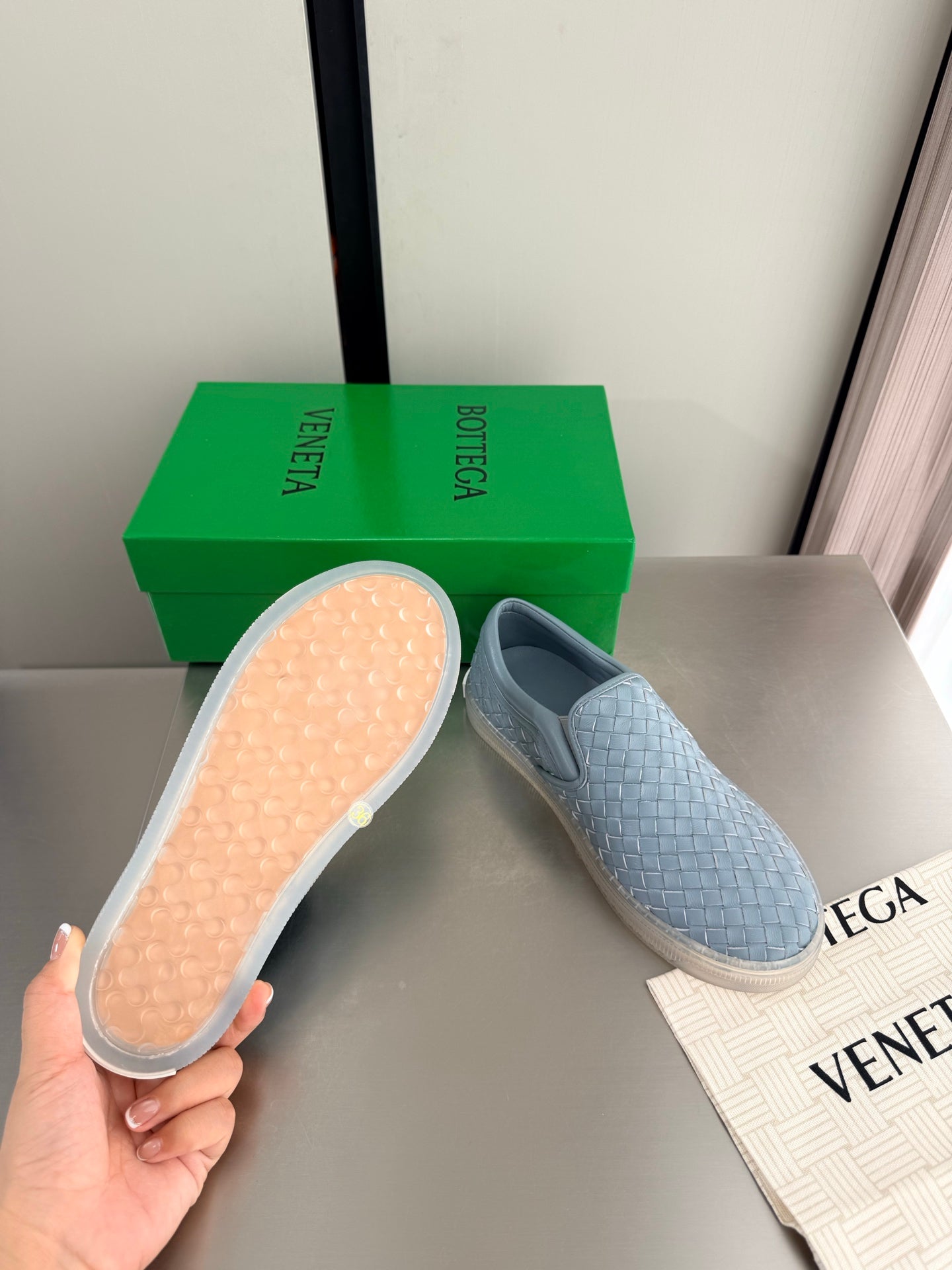 Sneakers