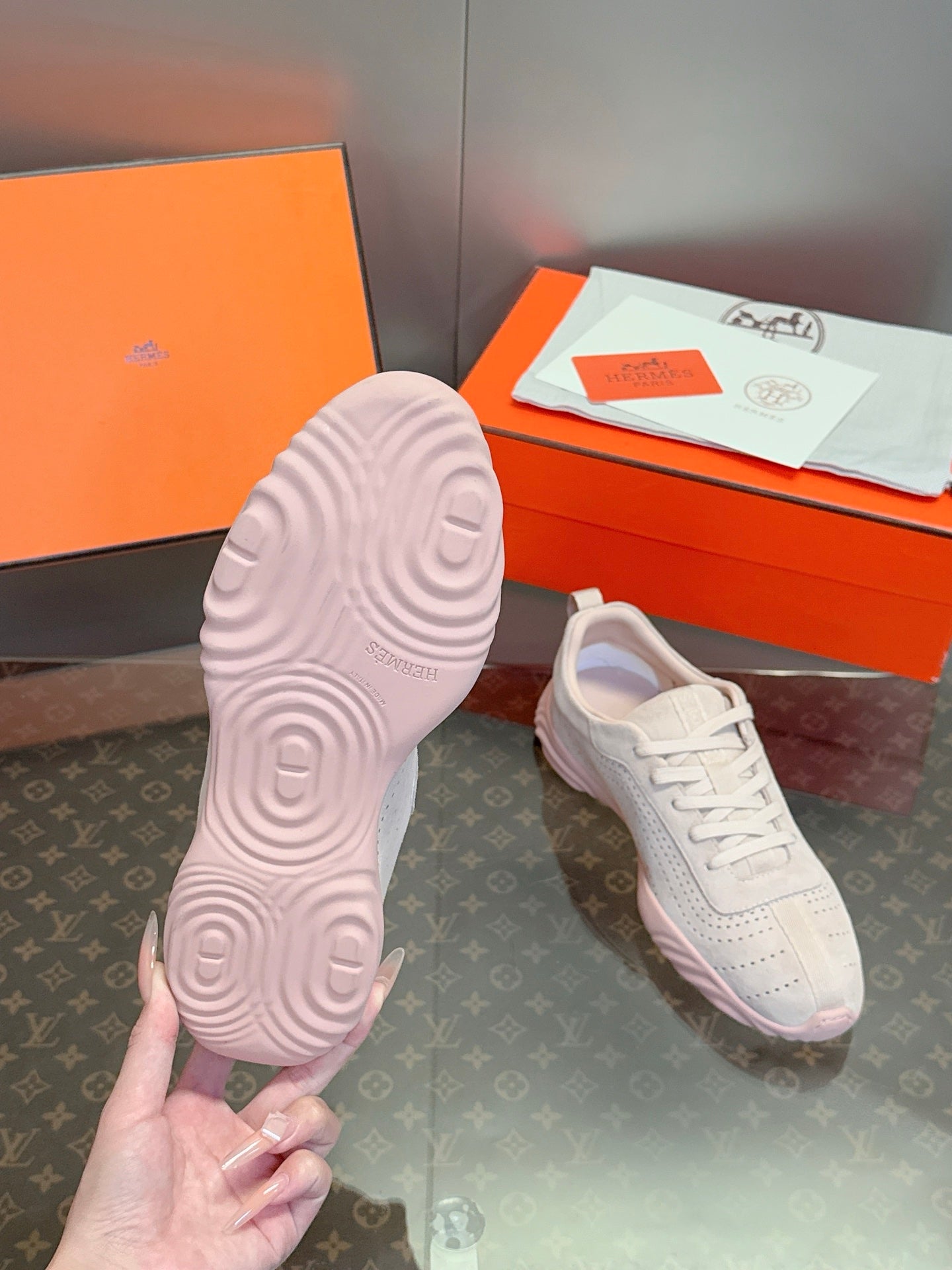 Sneakers