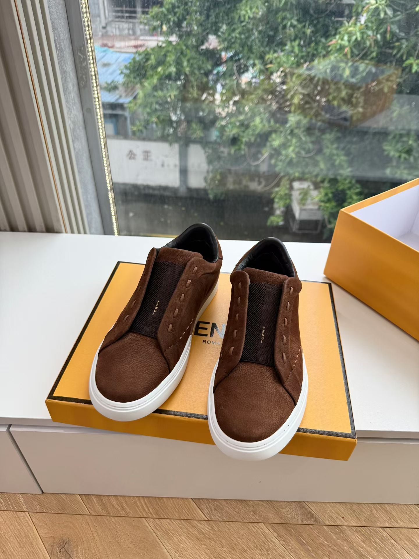 Sneakers