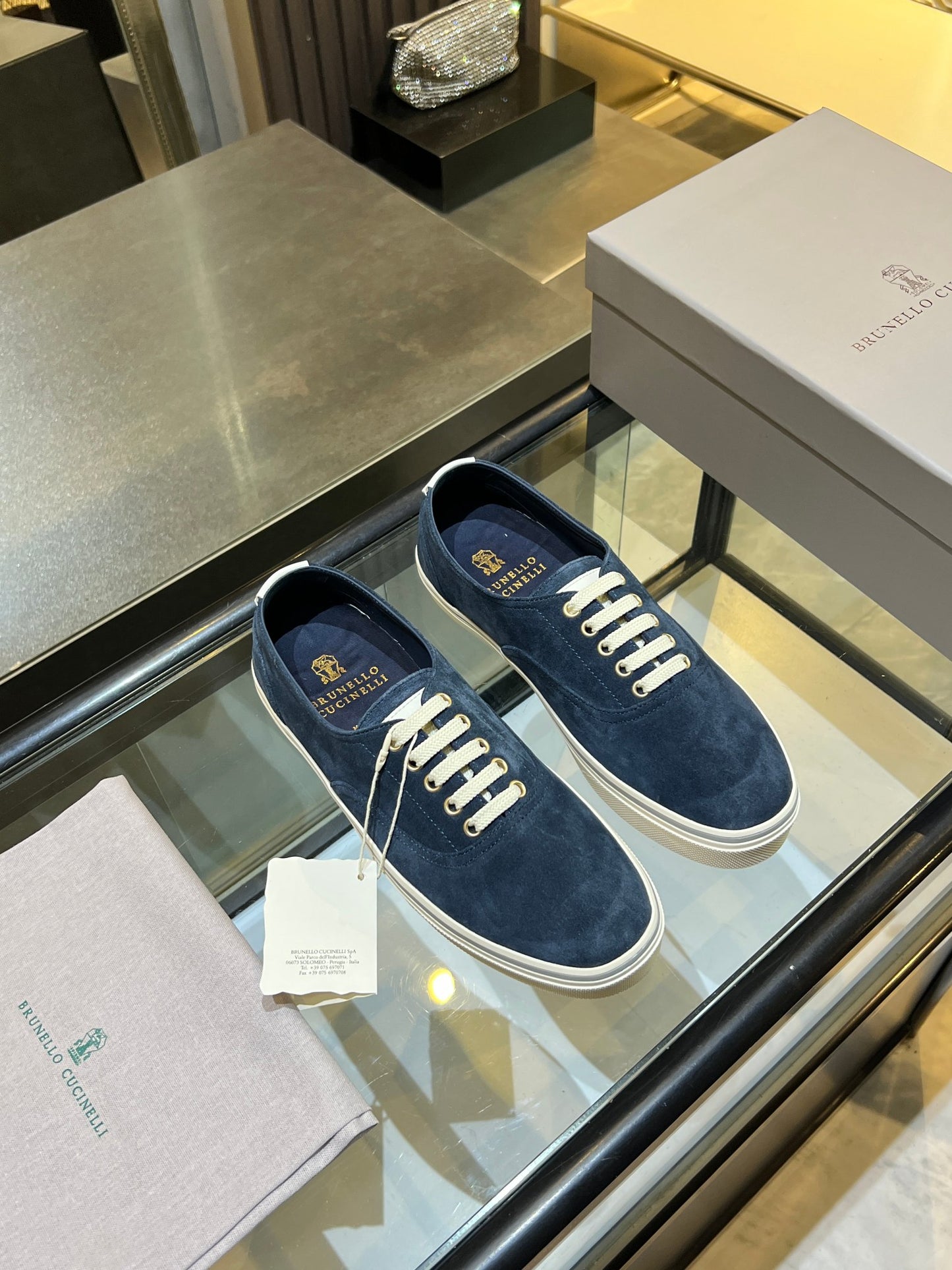 Sneakers