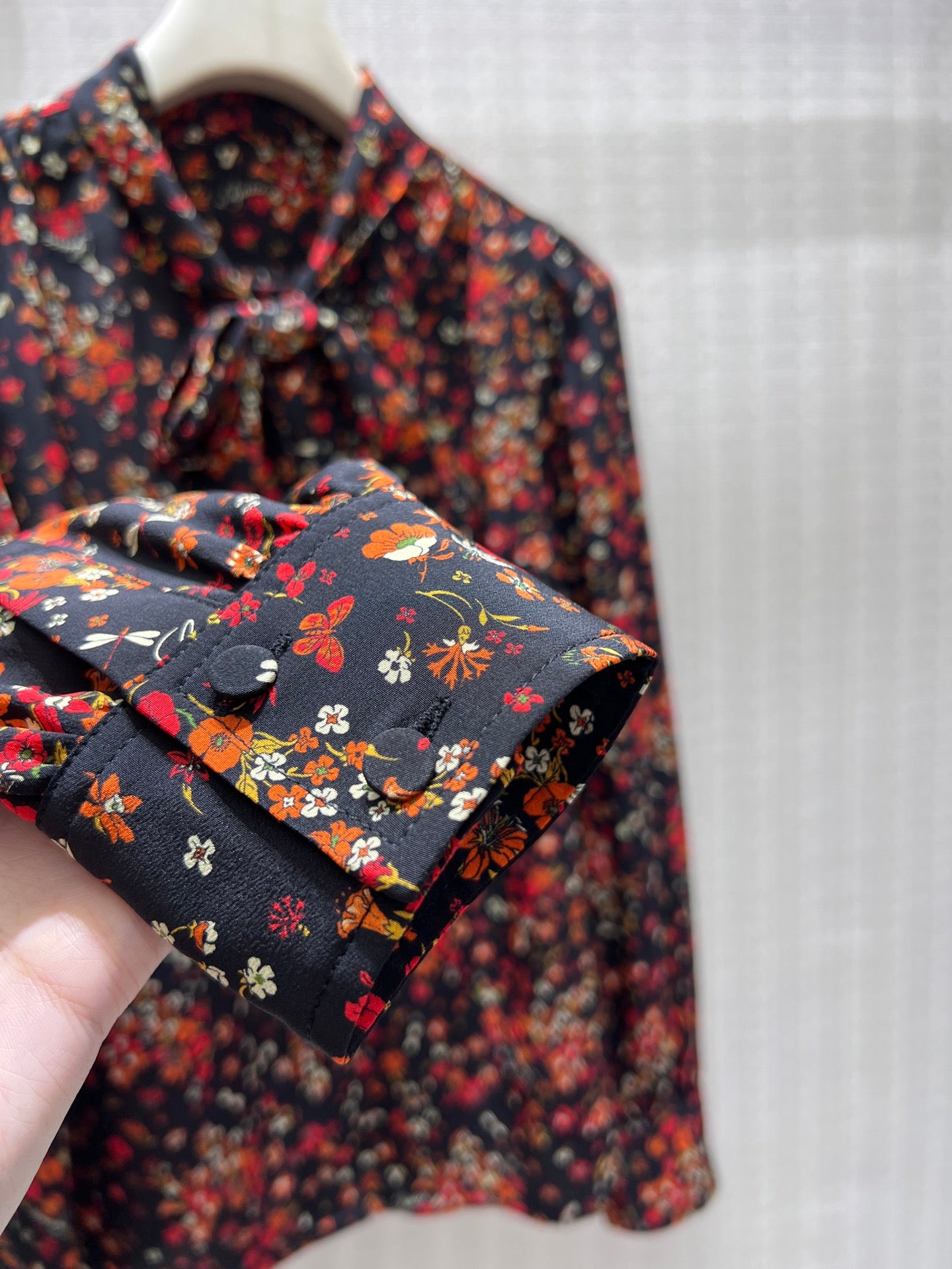 Long sleeve shirt