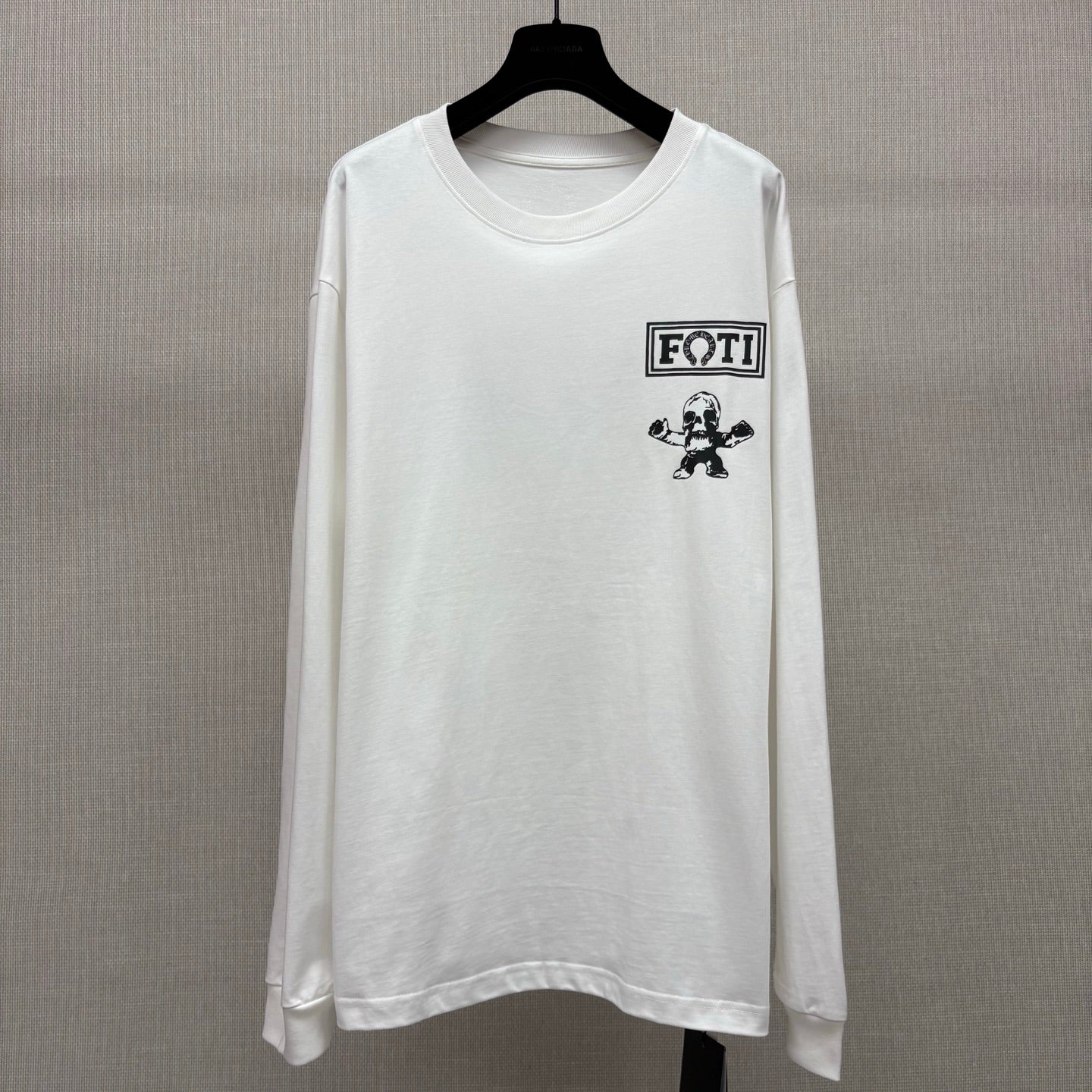 Long sleeve shirt