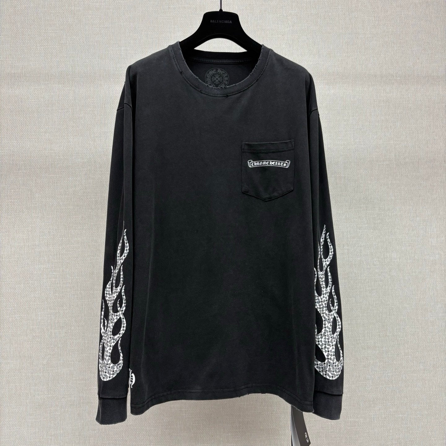 Long sleeve shirt