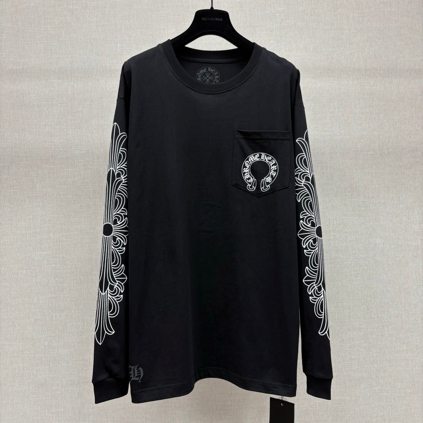 Long sleeve shirt