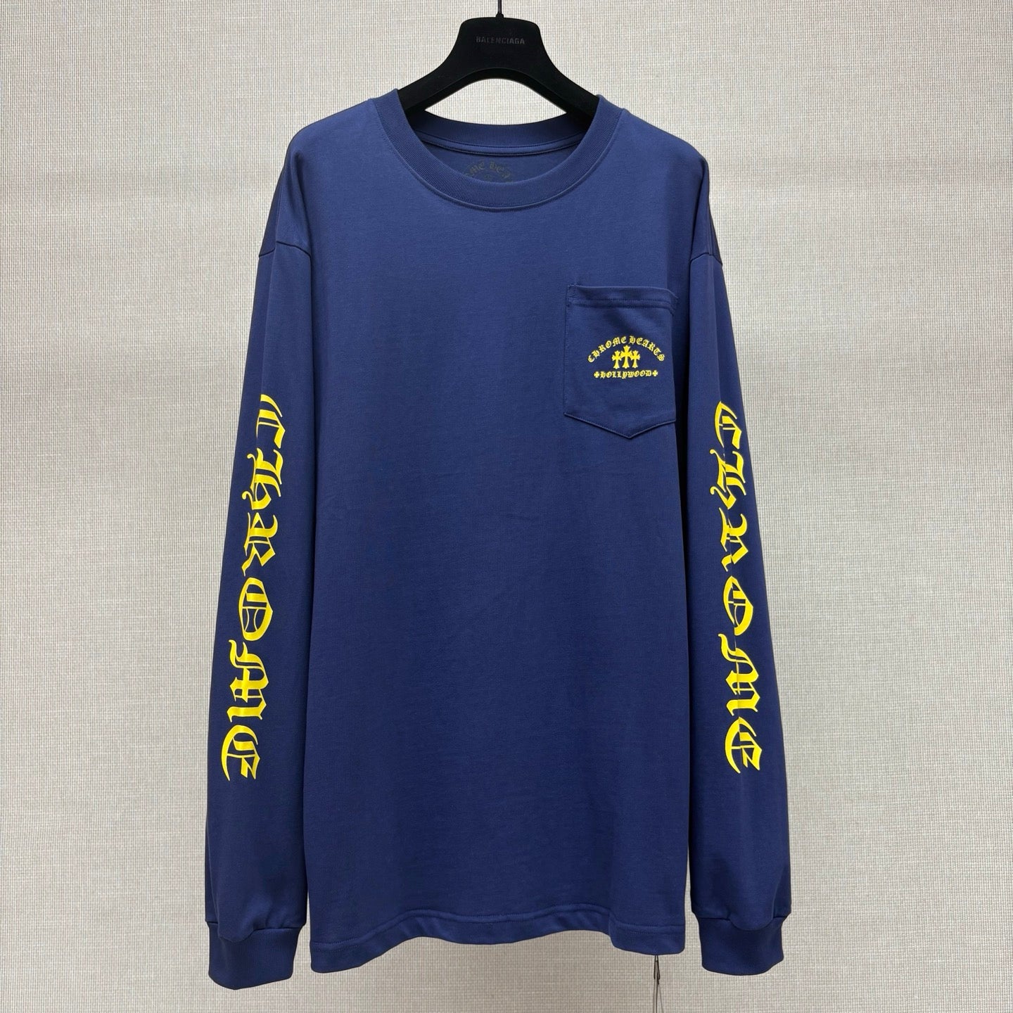 Long sleeve shirt