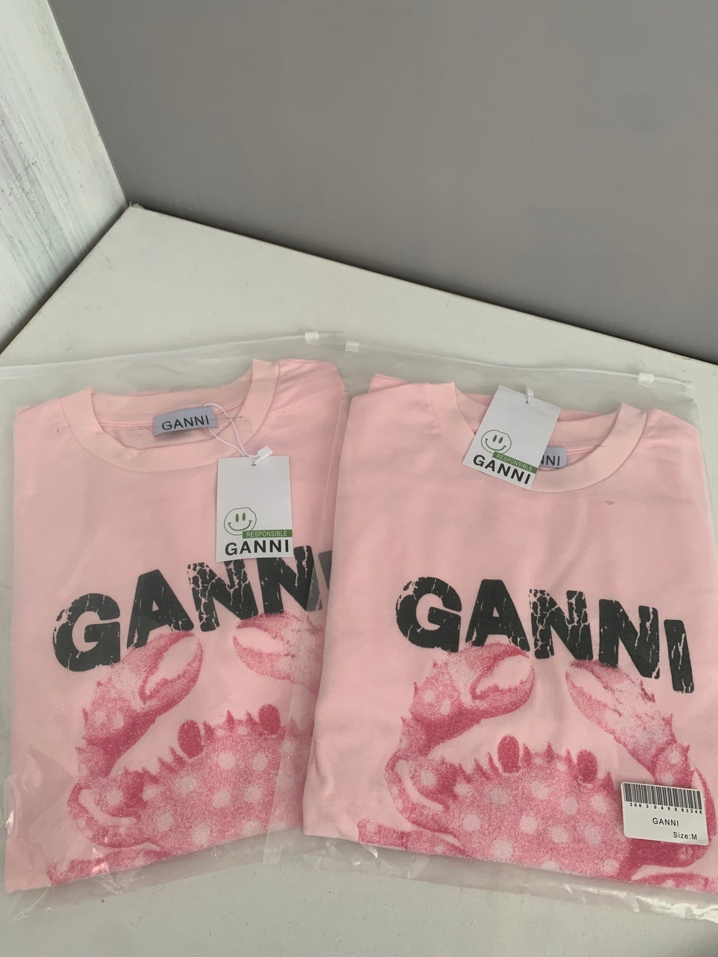 Long sleeve shirt