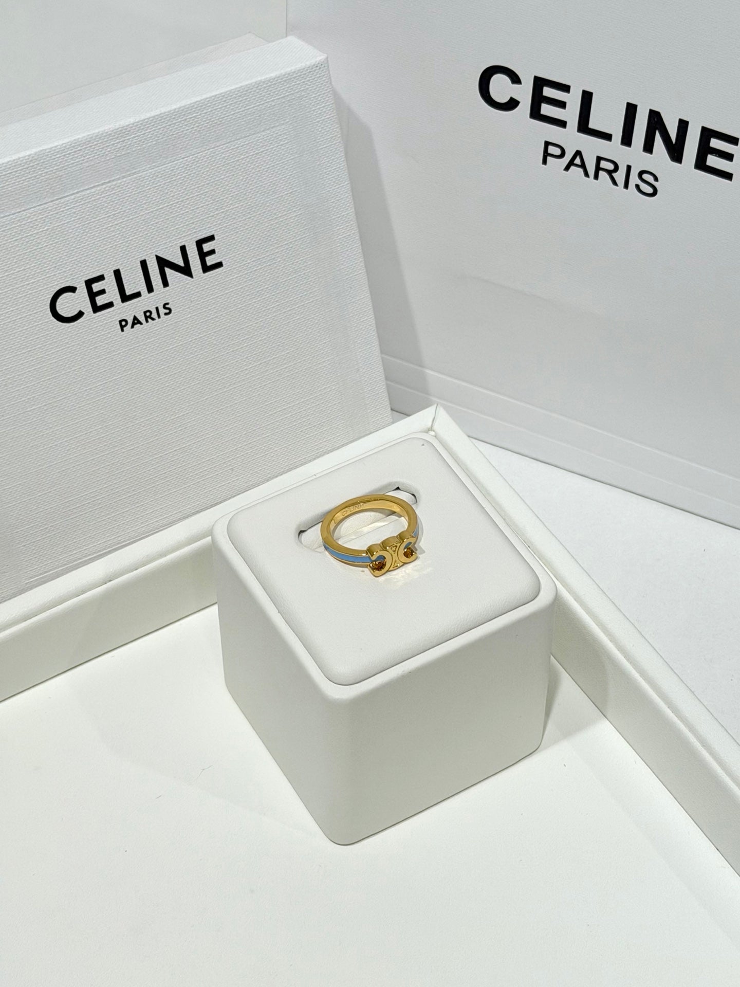 Ring