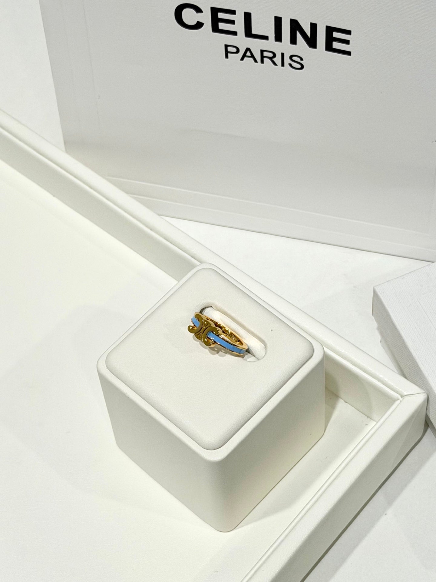 Ring