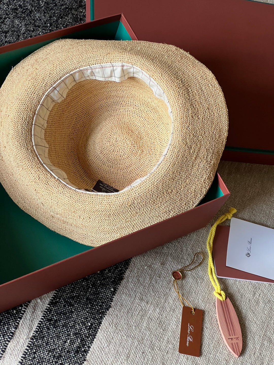 Airi Starw Hat