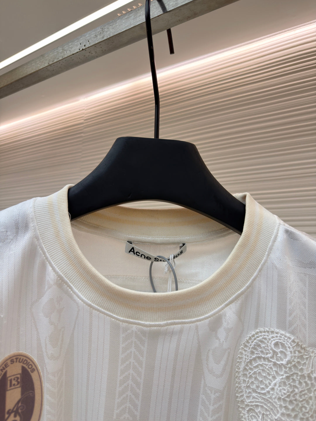 Long sleeve shirt