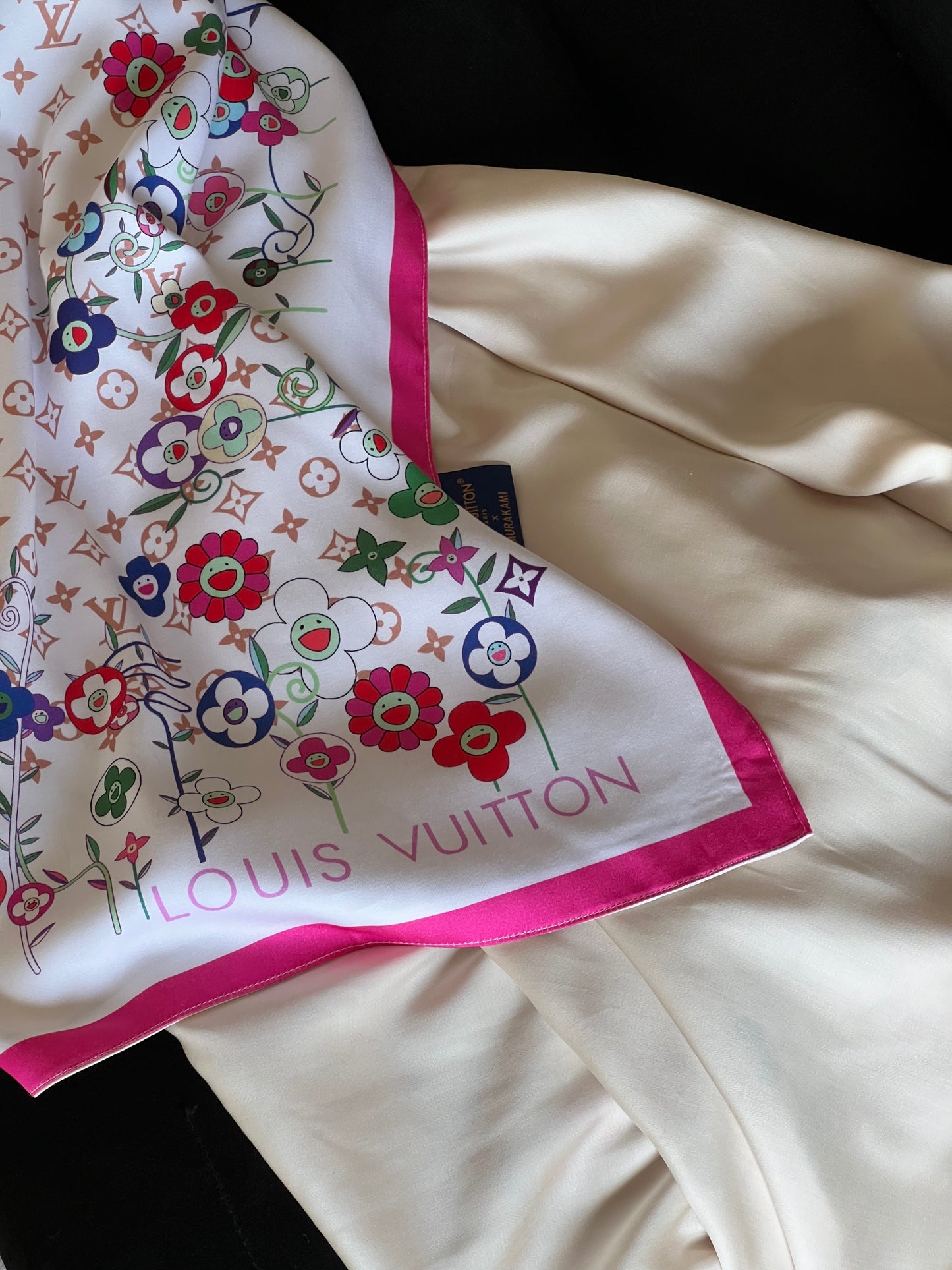 Superflat Flowers Square 90