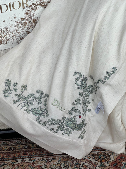 Canvas of Jouy Clover Silk Duvet