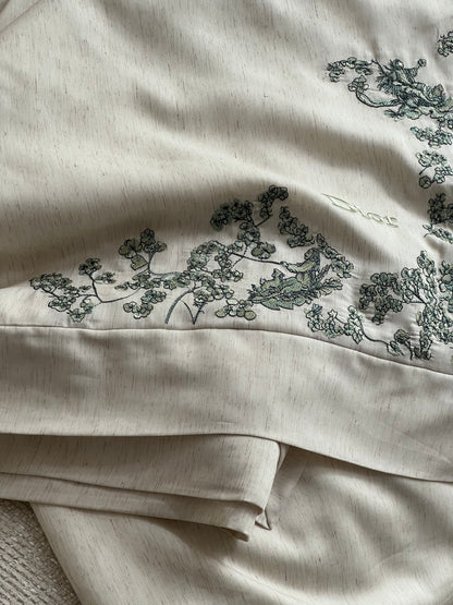 Canvas of Jouy Clover Silk Duvet