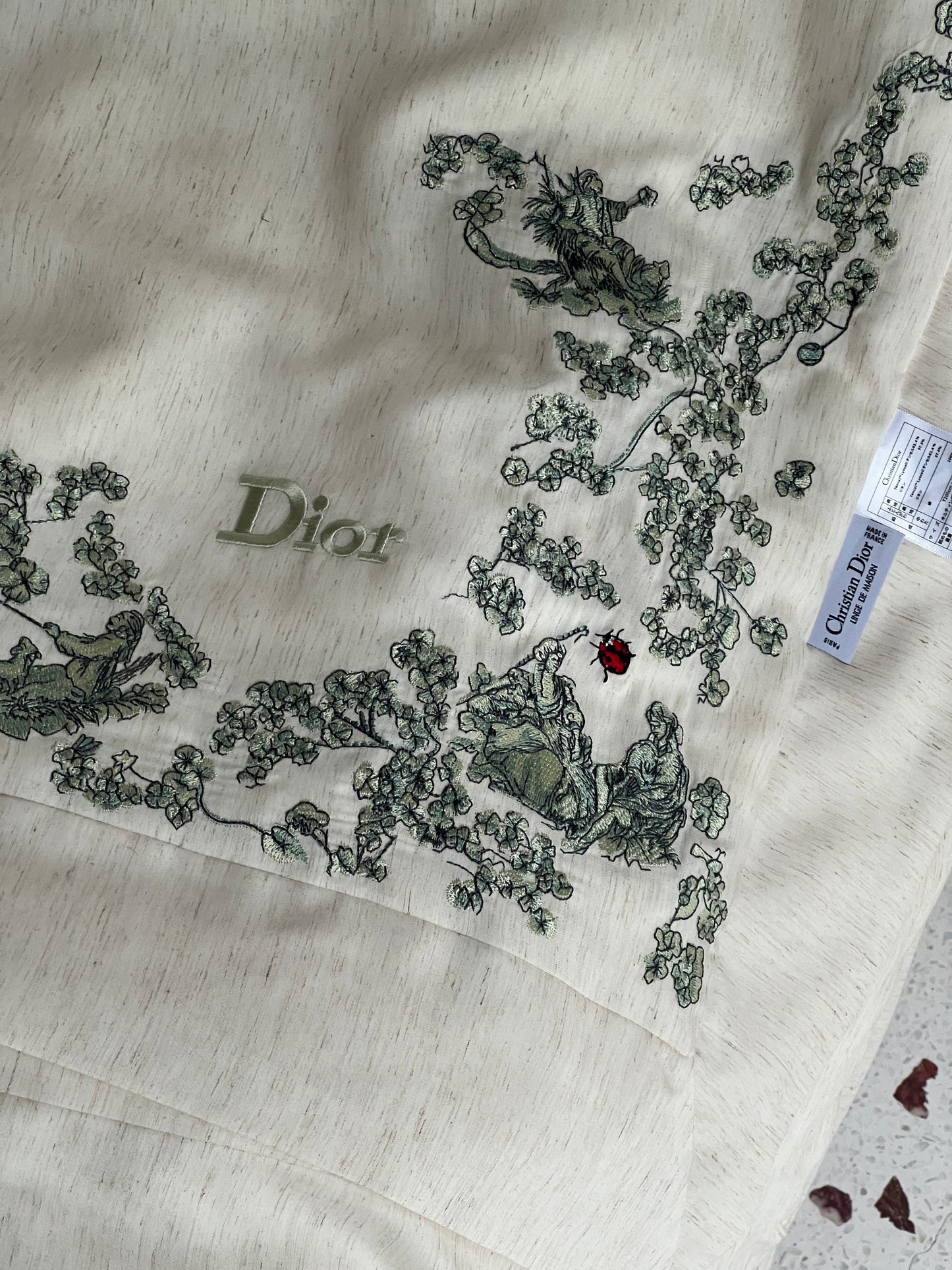 Canvas of Jouy Clover Silk Duvet