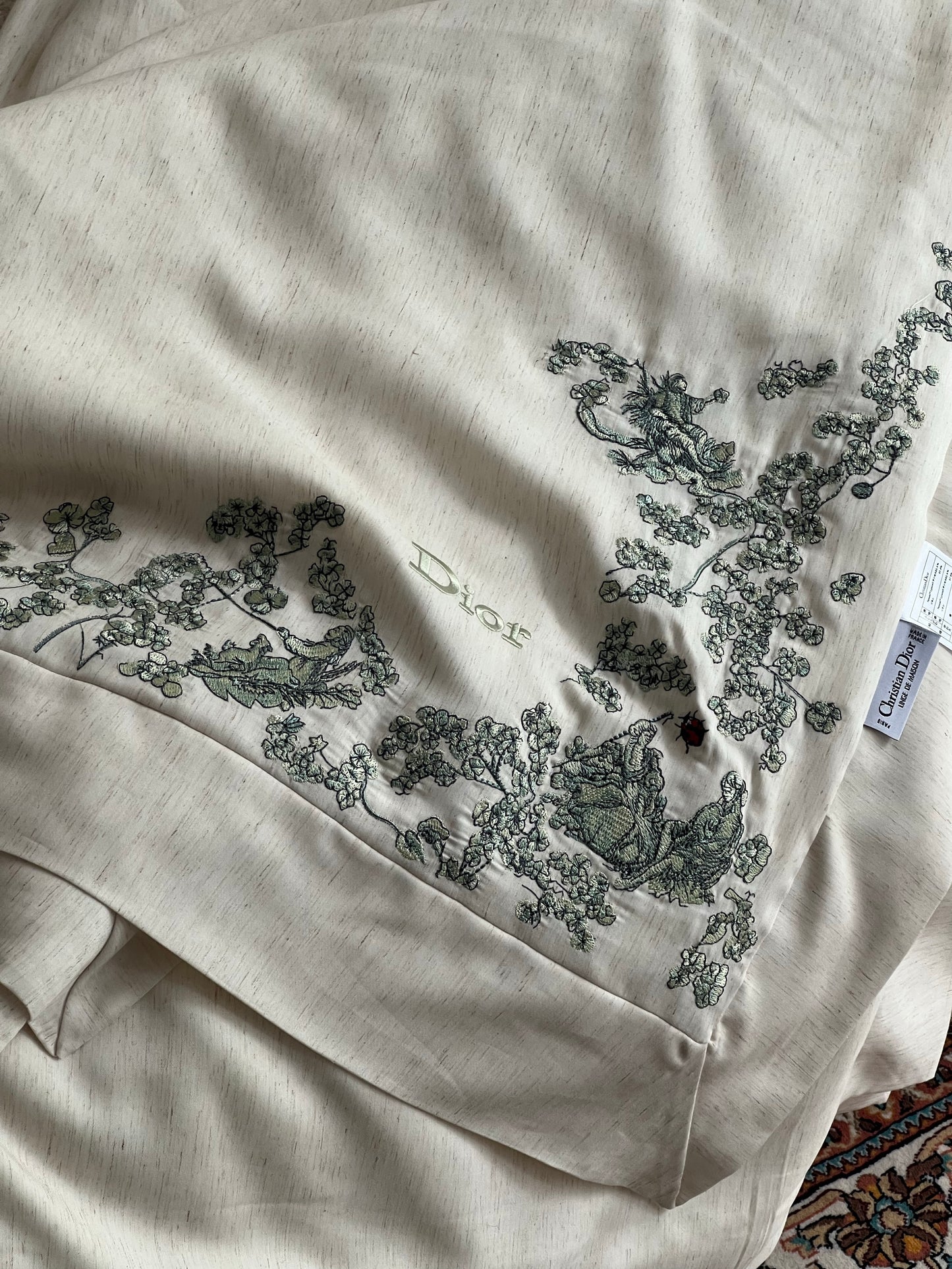 Canvas of Jouy Clover Silk Duvet