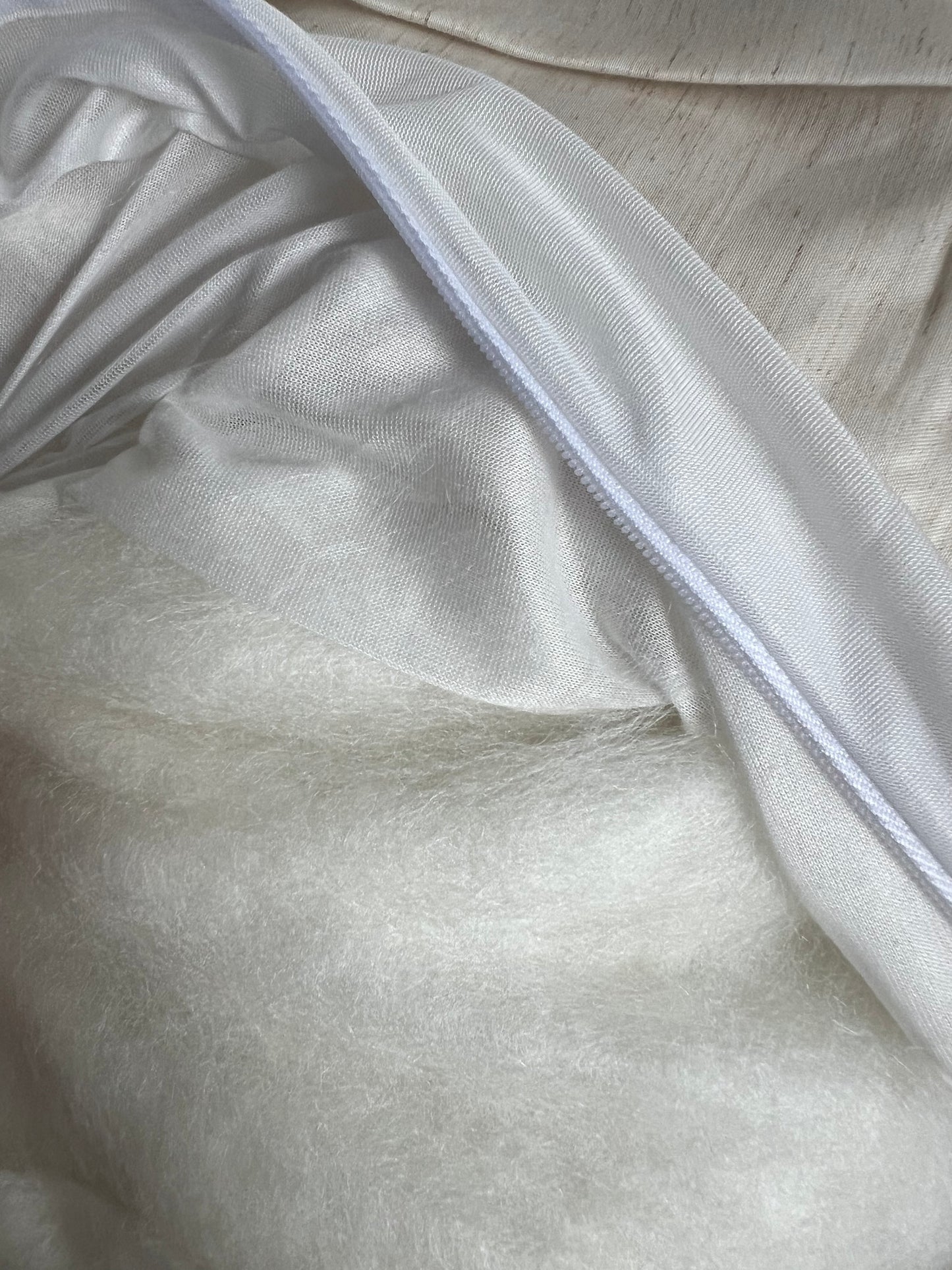 Canvas of Jouy Clover Silk Duvet