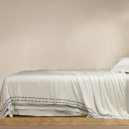 Maison Bamboo Pavilion Silk Duvet