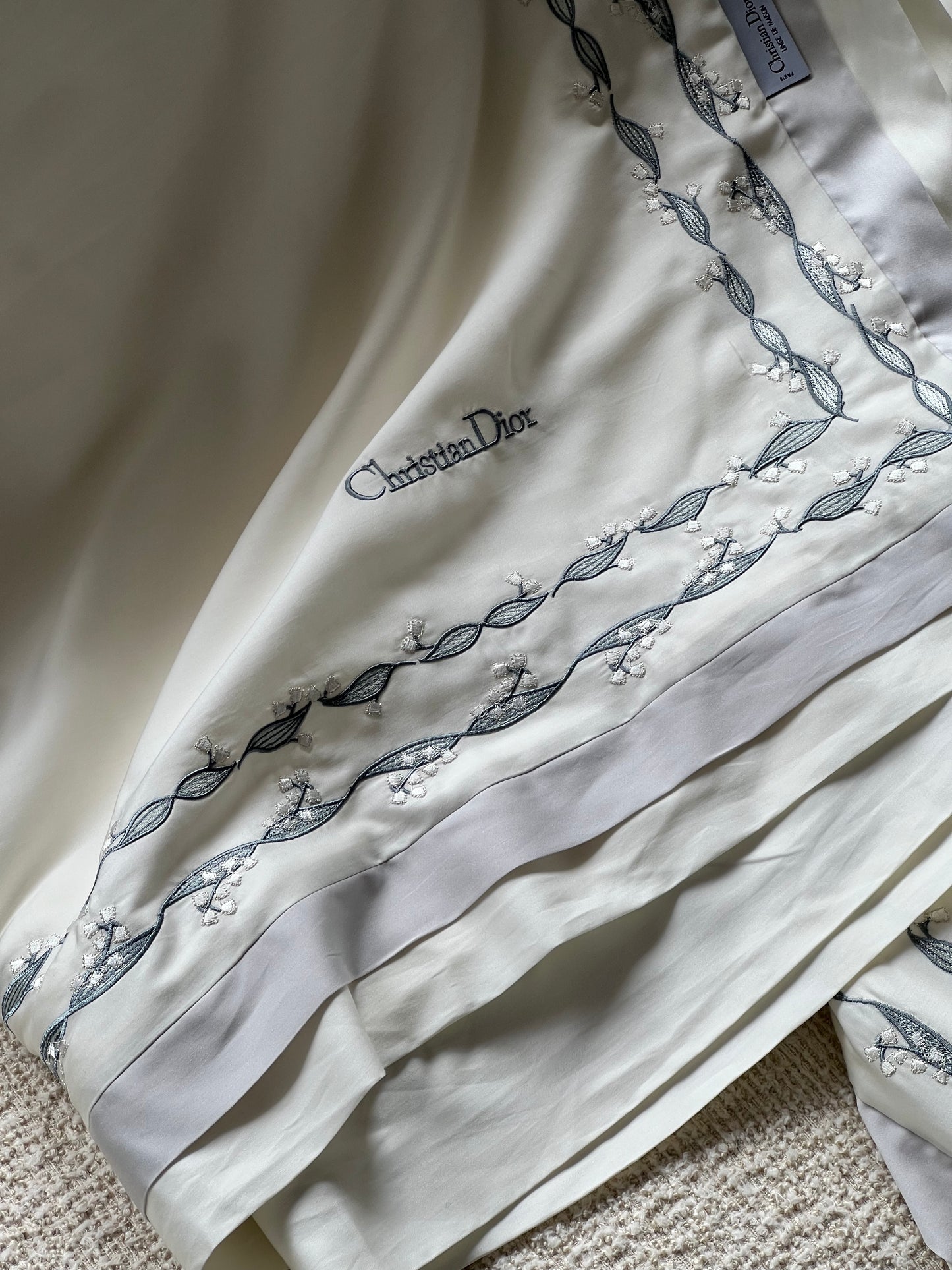 Maison Bamboo Pavilion Silk Duvet