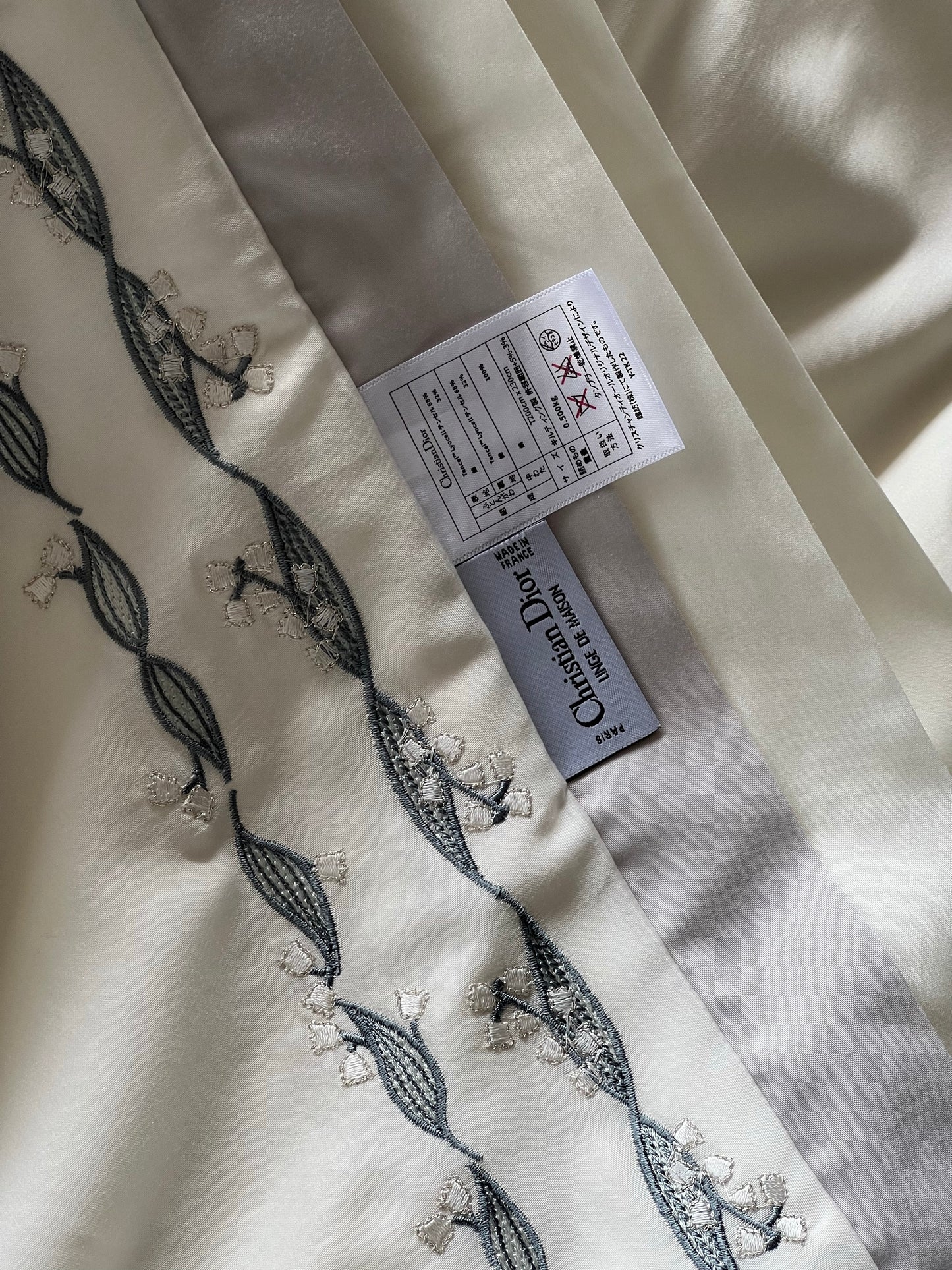 Maison Bamboo Pavilion Silk Duvet