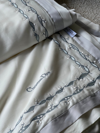Maison Bamboo Pavilion Silk Duvet