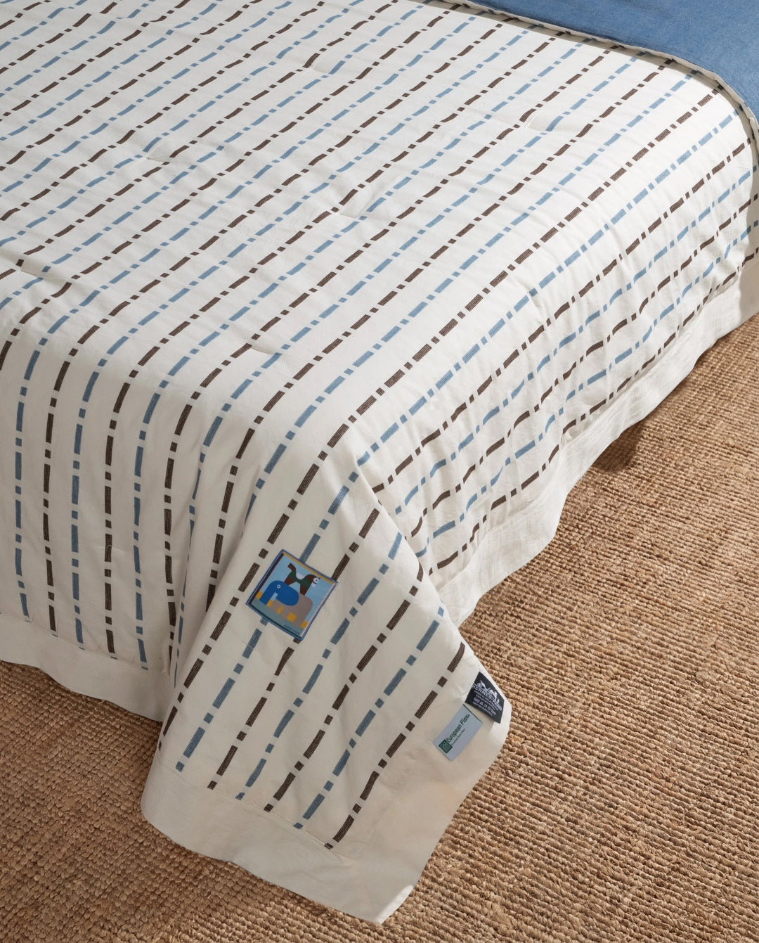 Animaux Blocks Silk Throw Blanket
