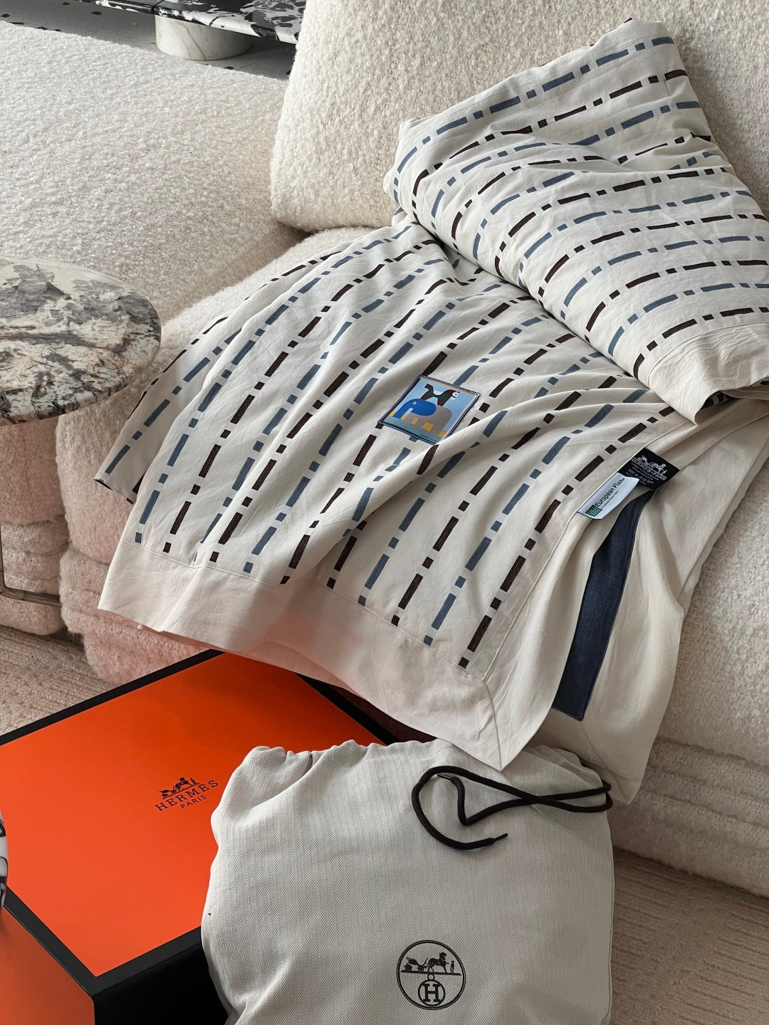 Animaux Blocks Silk Throw Blanket