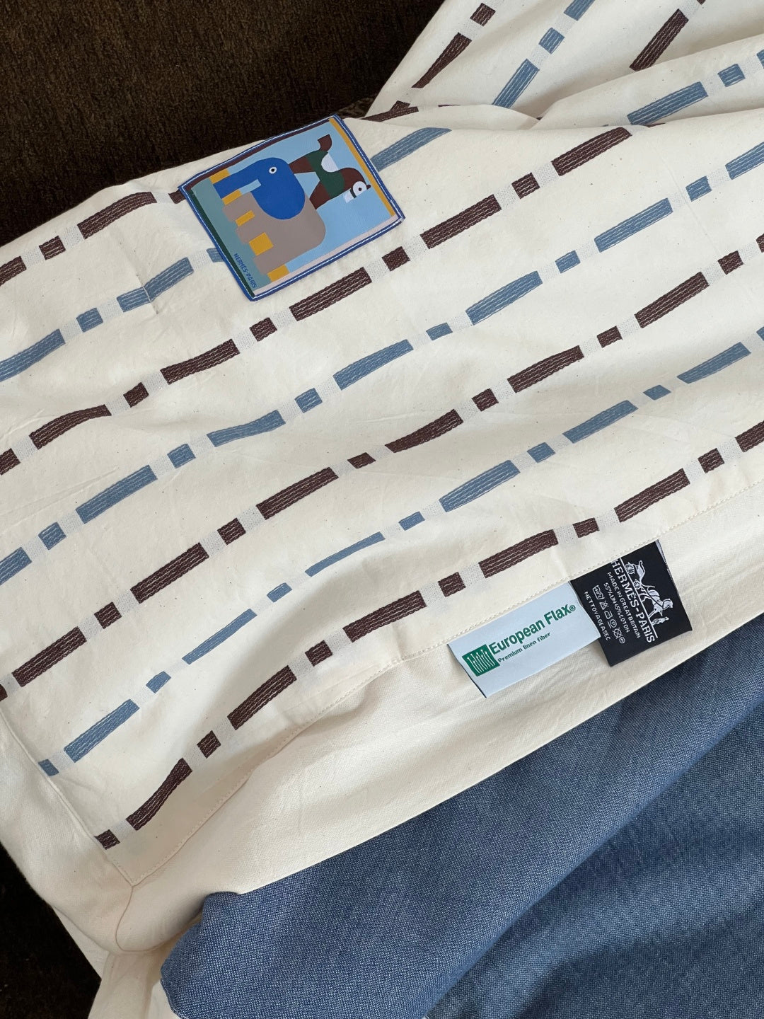 Animaux Blocks Silk Throw Blanket