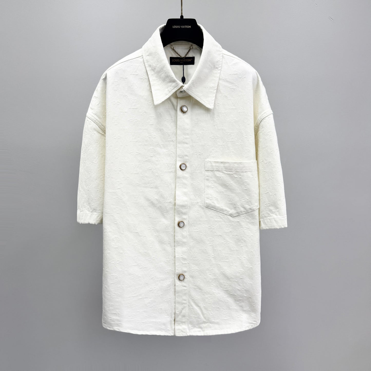 Short sleeve shirt