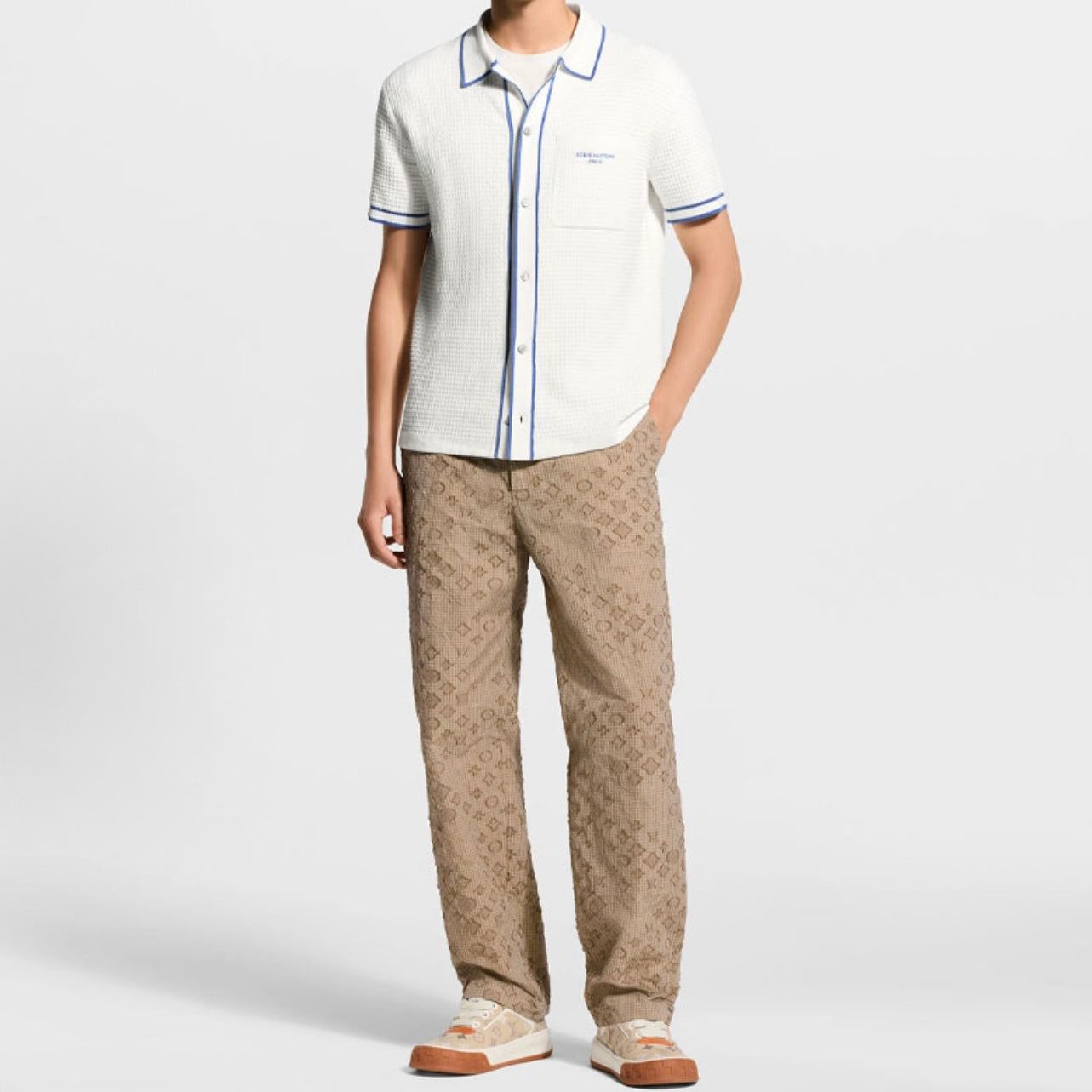 Short sleeve shirt