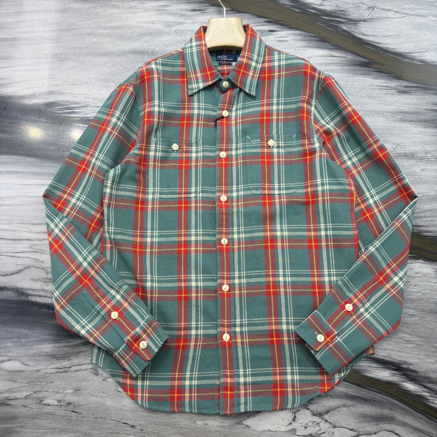 Long sleeve shirt