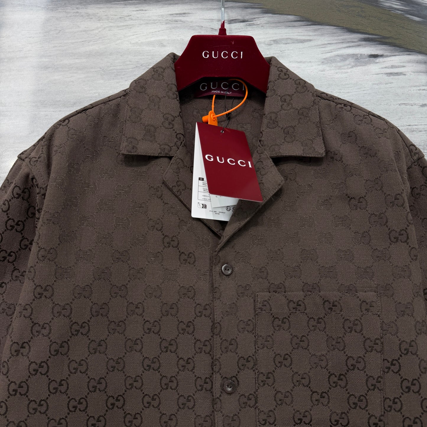 Short sleeve shirt
